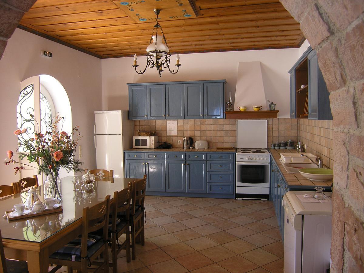 Traditional Stone Villa Olympia Viggla 외부 사진